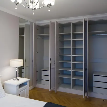 Rezidence Pernavas 41 * Riga